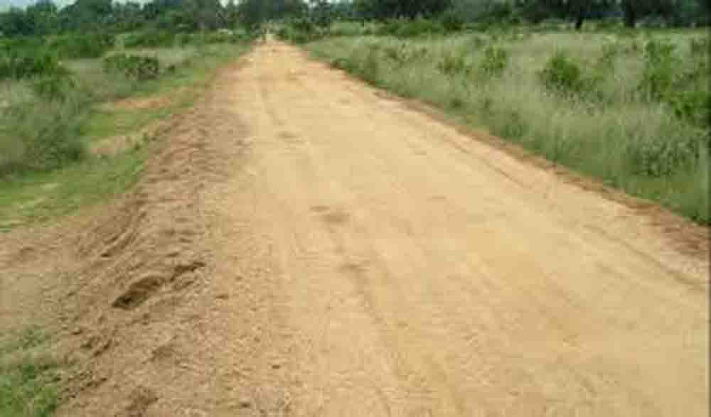 चाईबासा-खरसावां मुख्य पथ से उद्यान कॉलेज तक की सड़क होगी चकाचक, विधायक की पहल पर मिली स्वीकृति