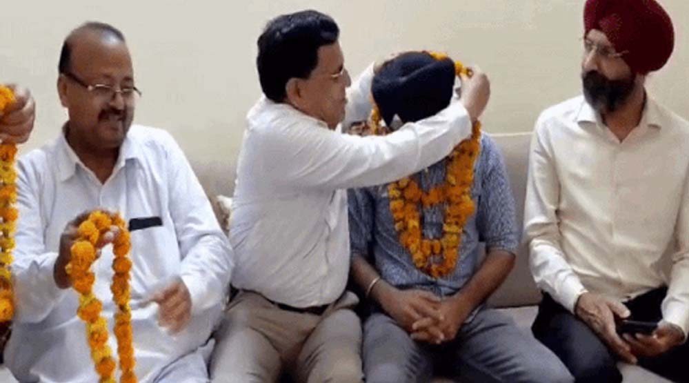 पठानकोट के जसनूर सिंह ने CDS-2 परीक्षा में ऑल इंडिया 1 रैंक हासिल कर बढ़ाया मान, एयरफोर्स और नेवल एकेडमी में चयन