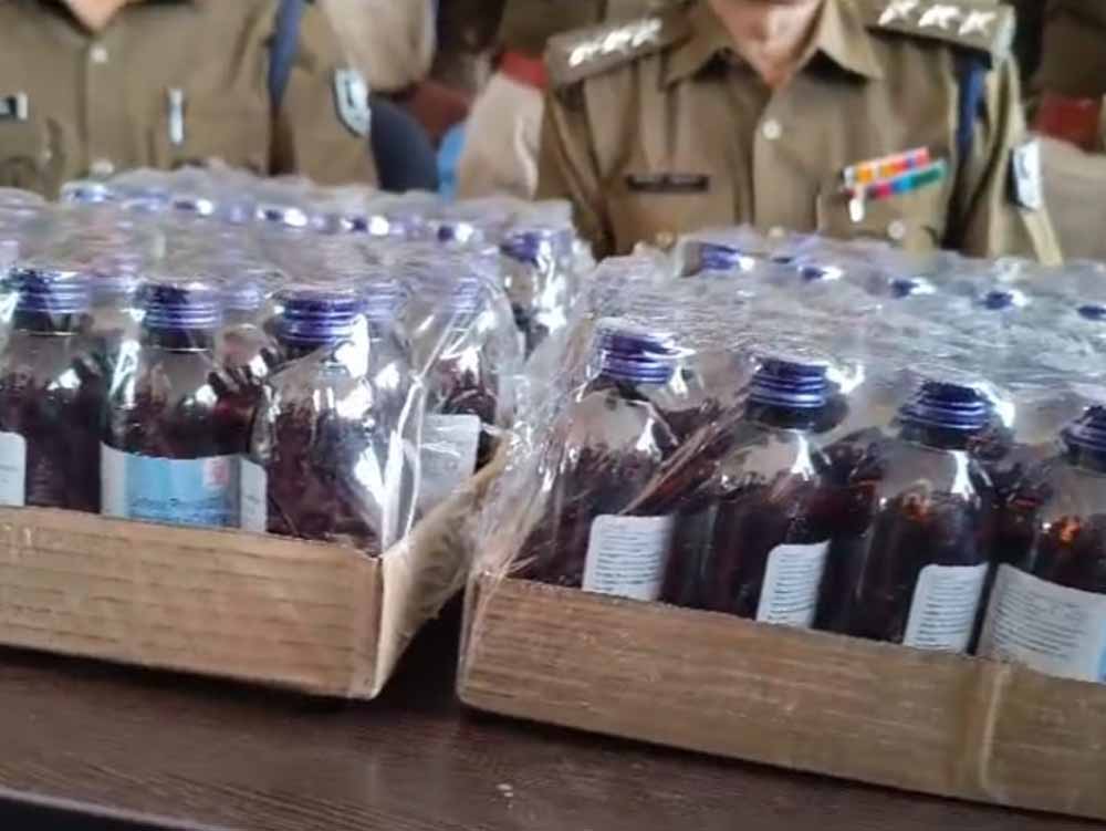 पटना में नशे के कफ सिरप का बड़ा नेटवर्क उजागर, 40 हजार बोतलें जब्त