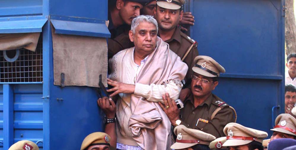 संत रामपाल को हाईकोर्ट ने दी जमानत, साढ़े 11 साल बाद रिहा होंगे, भक्तों में उत्साह