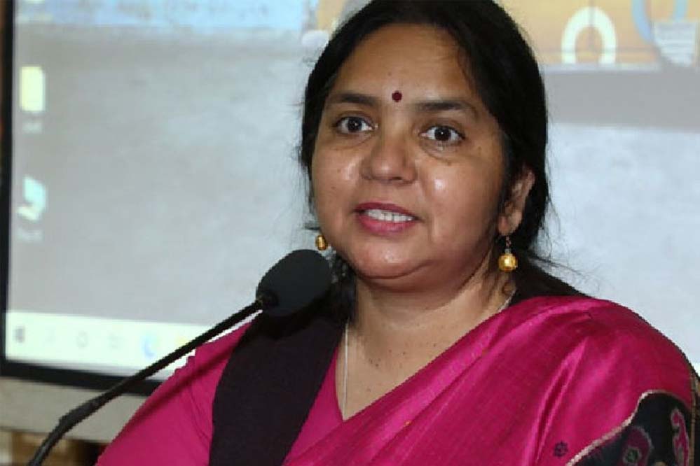 अपर मुख्य सचिव श्रीमती शमी ने की पेट्रोलियम पदार्थों की उपलब्धता की समीक्षा