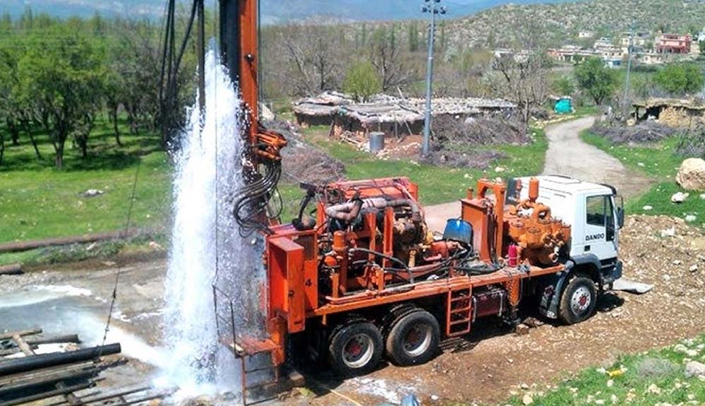 इंदौर में जल संकट: नए बोरिंग की अनुमति पर रोक, घोषित किया जल अभावग्रस्त