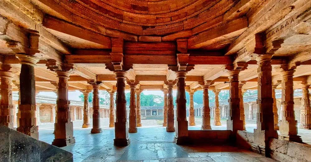 धार भोजशाला पर बड़ा खुलासा, मुस्लिम पक्ष ने हाईकोर्ट में बताया मंदिर या मस्जिद होने का सच