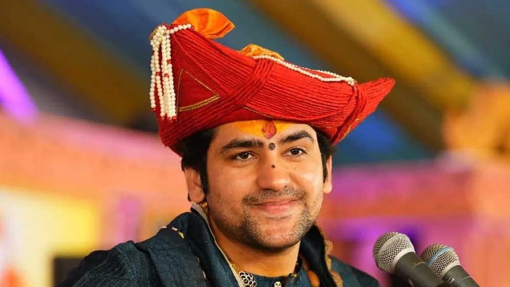 धीरेंद्र शास्त्री की संस्था को मिली केंद्र सरकार की मंजूरी, विदेशों से भी आएगा दान