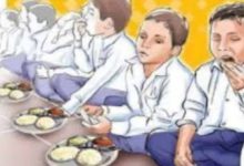 बच्चों की सेहत से खिलवाड़! मिड-डे-मील में परोसी जा रही खराब पिन्नी पर उठे सवाल