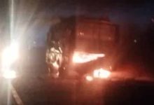 Bus Accident Mystery: शवों की पहचान के लिए DNA टेस्ट, विस्फोट की आशंका पर जांच तेज