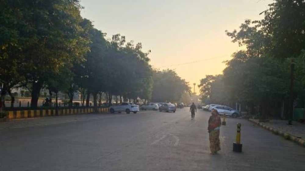 Indore में बदला मौसम, बारिश ने तोड़ी गर्मी की तपिश
