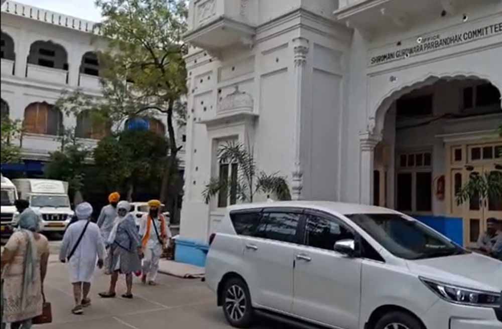 अटारी-वाघा बॉर्डर से श्रद्धालुओं का जत्था रवाना: खालसा साजना दिवस पर 1763 वीजा मंजूर