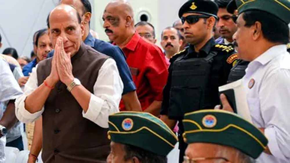 पाकिस्तान को रक्षा मंत्री का दो टूक संदेश, किसी भी उकसावे पर करारा जवाब