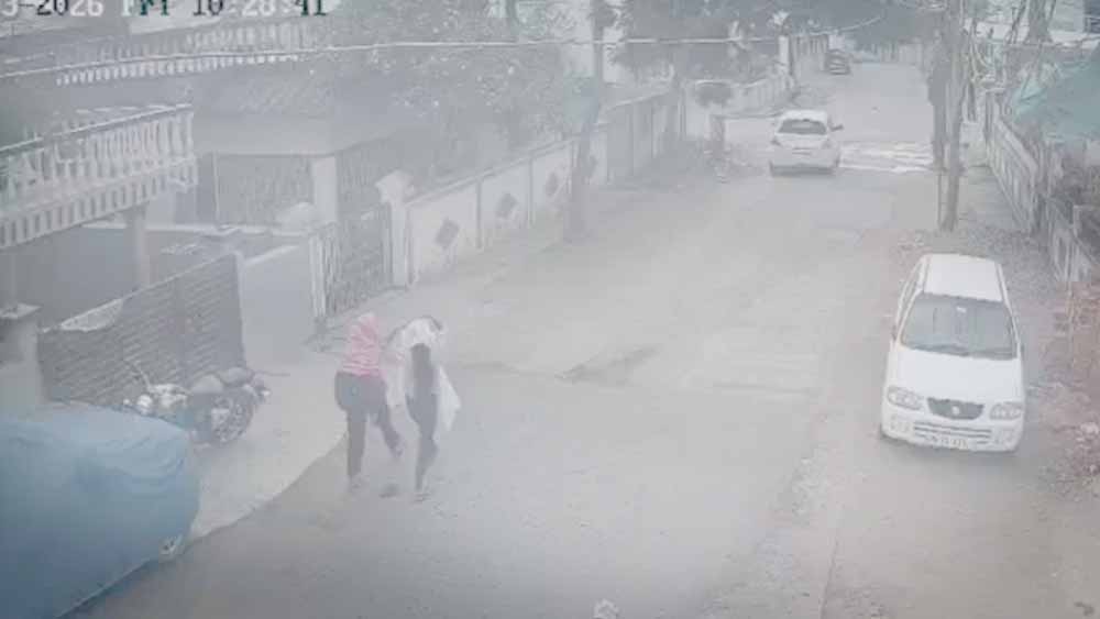 मारुति नगर से गायब दो नाबालिग छात्राएं, फेल होने के बाद उठाया कदम; सर्किट हाउस तक पहुंची पुलिस