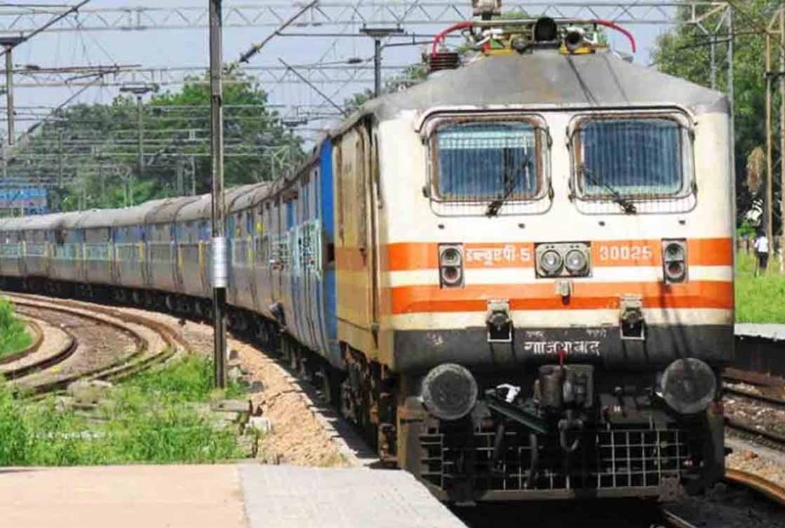 CG में रद्द 14 ट्रेनों को फिर से शुरू किया, ओडिशा, महाराष्ट्र और अन्य क्षेत्रों के यात्रियों को राहत, 7 अप्रैल तक चलेगी सेवाएं