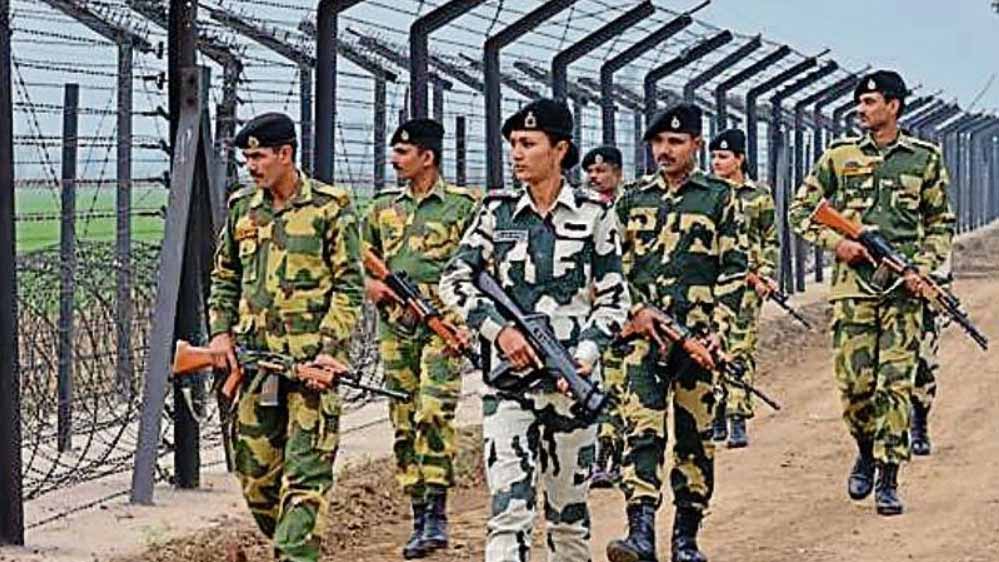 अमृतसर सीमा पर बीएसएफ ने की बड़ी गिरफ्तारी, ड्रोन से हेरोइन तस्करी की कोशिश को किया विफल