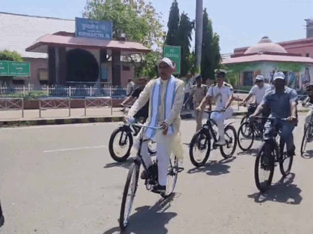 सरकारी काफिले पर सख्ती, हरियाणा मंत्री ने वापस कराए 17 वाहन
