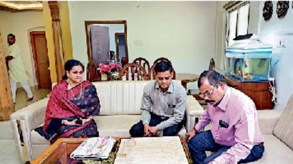 छत्तीसगढ़ के पेंड्रा में इतिहास की खोज: 500 वर्षीय श्रीमद्भागवत गीता और कई पांडुलिपियां बरामद
