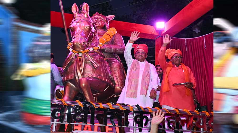सुशासन तिहार 2026: मुख्यमंत्री विष्णु देव साय ने मुंगेली के चौक-चौराहों में प्रतिमाओं का अनावरण किया