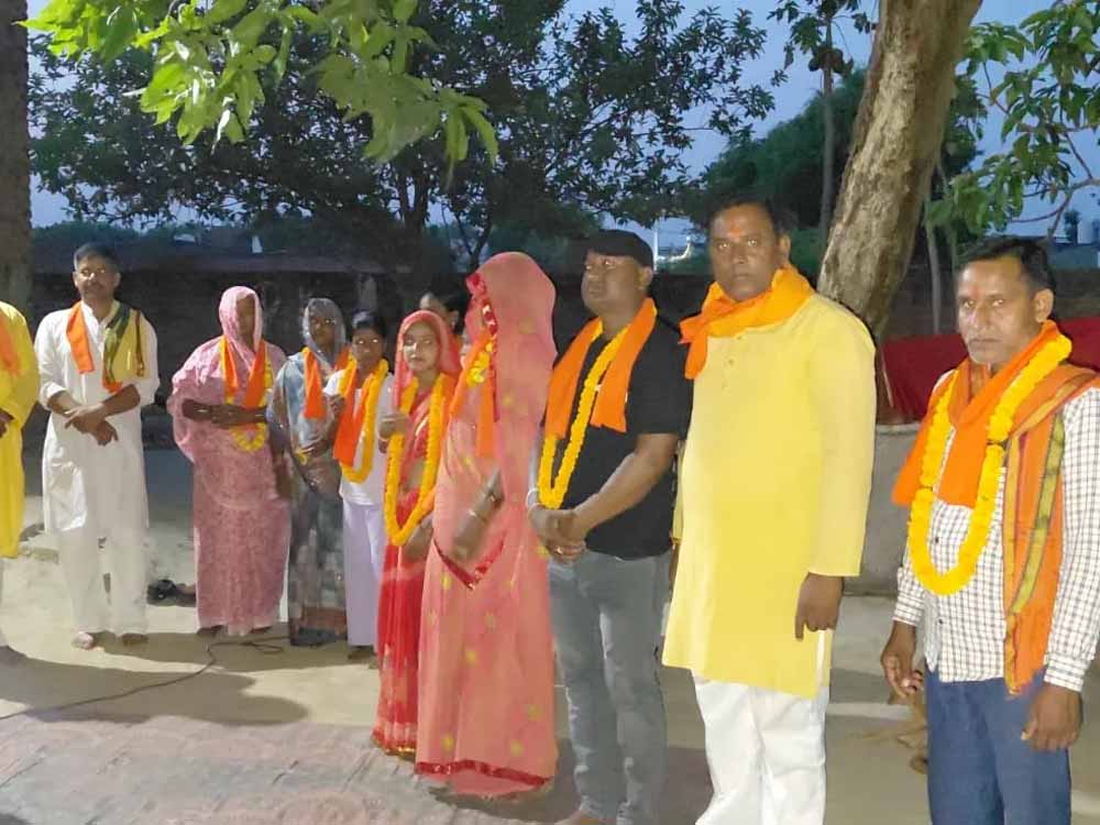काशी में यज्ञ-हवन के बीच 11 लोगों ने किया धर्म परिवर्तन, बोले- ‘अब नटराज शिव की शरण में’