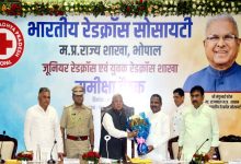 विद्यार्थियों में मानवता और सेवा भावना जगाएं: राज्यपाल पटेल ने दिए रेडक्रॉस सिद्धांत अपनाने के संदेश
