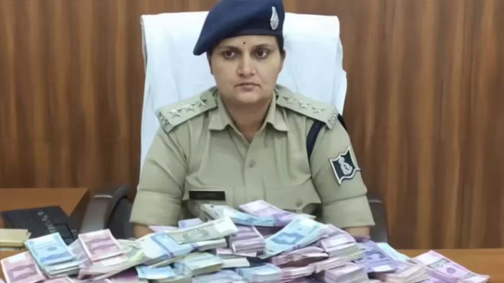 सिवनी हवाला केस में बड़ा मोड़, SDOP पूजा पांडे को सुप्रीम कोर्ट से राहत