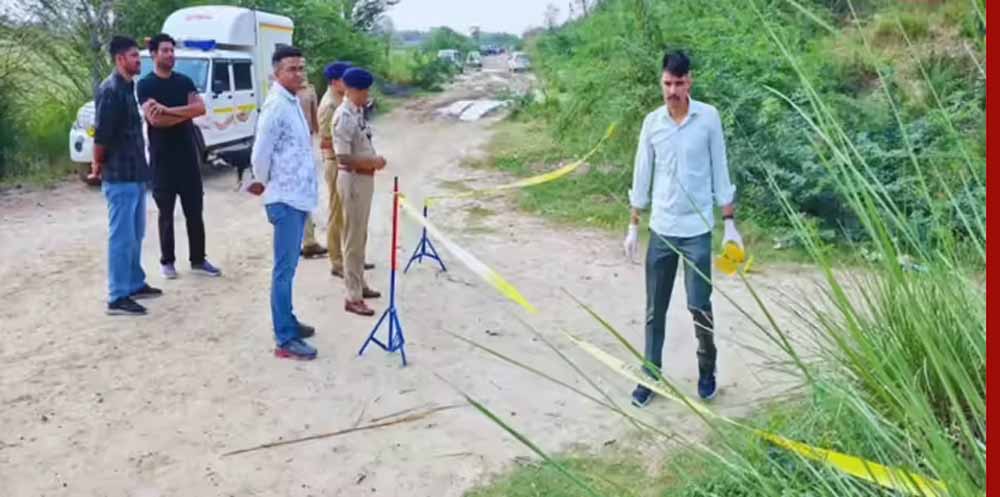 यमुना एक्सप्रेसवे के पास पुलिस मुठभेड़ में 50-50 हजार के इनामी अपराधी मारे गए यमुना एक्सप्रेसवे के पास पुलिस मुठभेड़ में 50-50 हजार के इनामी अपराधी मारे गए