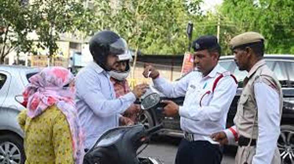 MP Traffic हेलमेट नियम उल्लंघन पर सख्ती, हजारों लाइसेंस रद्द