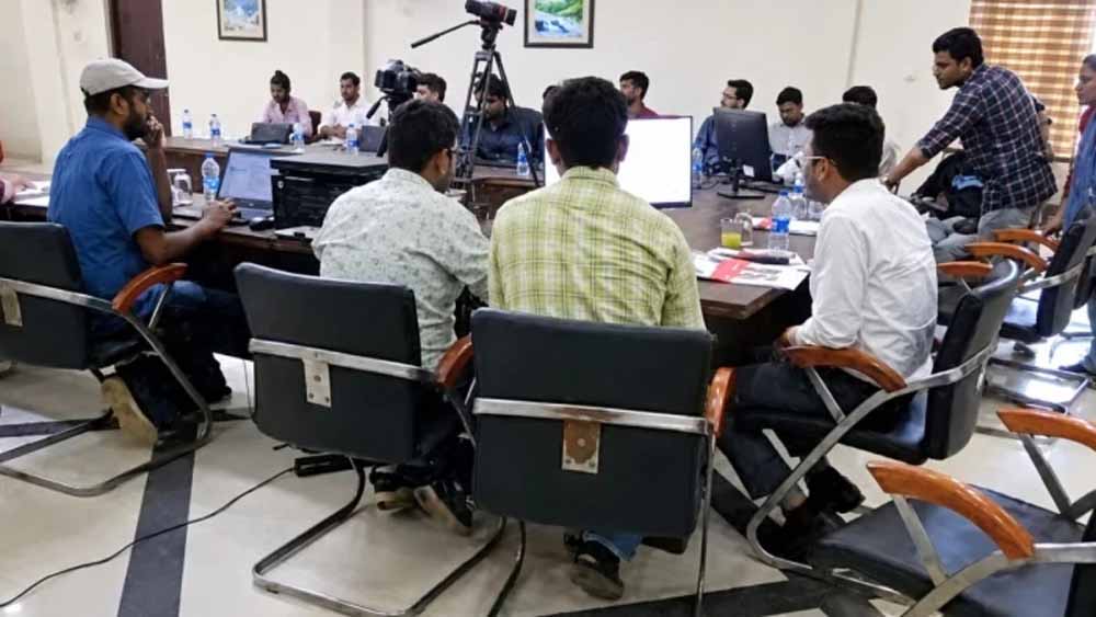 जांच समिति अब तक गायब, बरगी क्रूज हादसे में बयानबाजी तेज; कांग्रेस ने सरकार को घेरा जांच समिति अब तक गायब, बरगी क्रूज हादसे में बयानबाजी तेज; कांग्रेस ने सरकार को घेरा