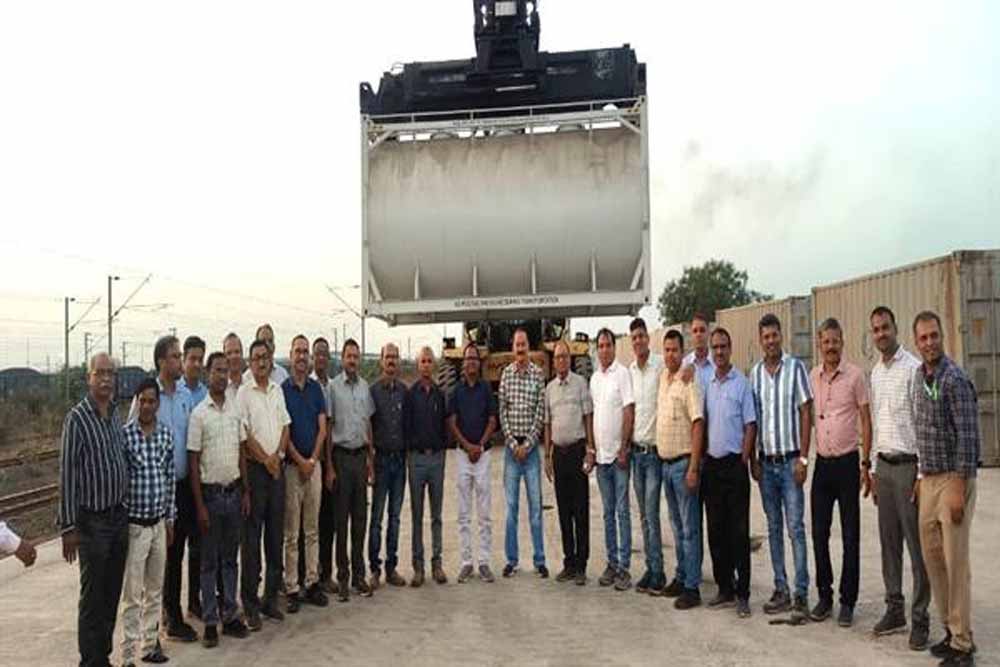 फ्लाई ऐश के कुशल प्रबंधन एवं प्रदूषण नियंत्रण की दिशा में महत्वपूर्ण कदम फ्लाई ऐश के कुशल प्रबंधन एवं प्रदूषण नियंत्रण की दिशा में महत्वपूर्ण कदम