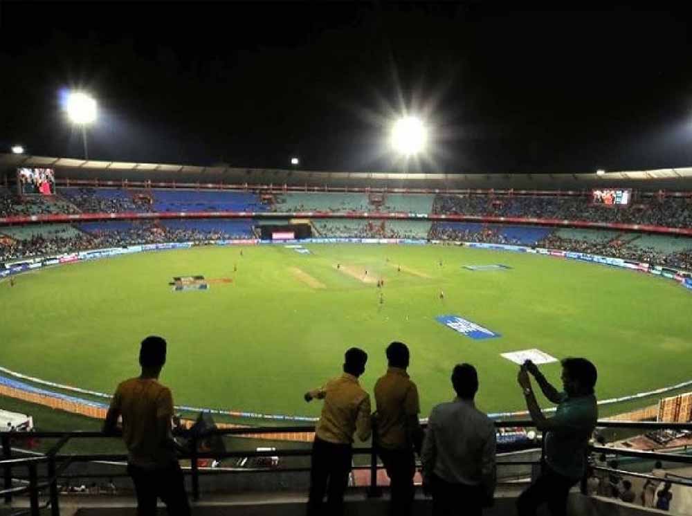 रायपुर में IPL का डबल धमाका: 10 और 13 मई को मुकाबले, टिकट बिक्री कल से होगी शुरू