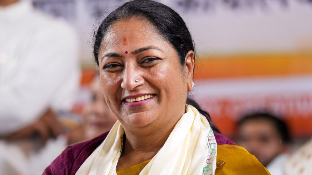 रेखा सरकार का बड़ा फैसला, आय सीमा बढ़ी; डिजिटल पेमेंट वालों को मिलेगा राशन लाभ रेखा सरकार का बड़ा फैसला, आय सीमा बढ़ी; डिजिटल पेमेंट वालों को मिलेगा राशन लाभ