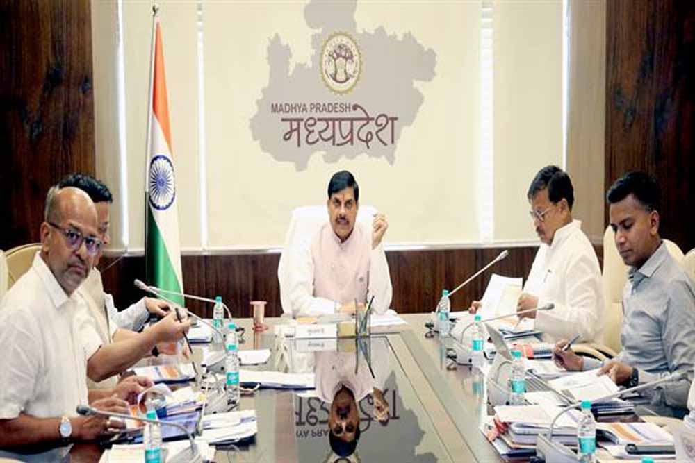 सोलर उपकरणों की उपलब्धता बढ़ायें