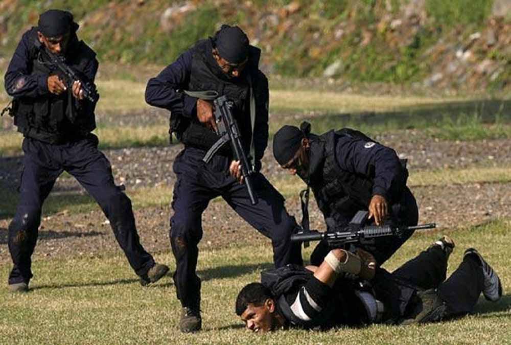 अब ‘कमांडो स्टाइल’ में तैयार होंगे आबकारी अधिकारी, हथियार संचालन की विशेष ट्रेनिंग शुरू