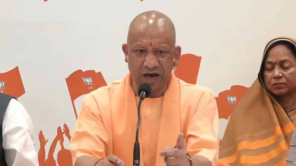योगी सरकार का बड़ा कदम: ‘संध्या संवाद’ से और धार पाएगा विकास का विजन योगी सरकार का बड़ा कदम: ‘संध्या संवाद’ से और धार पाएगा विकास का विजन