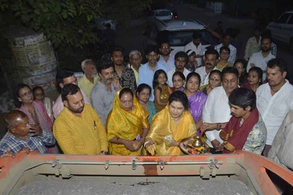 राज्यमंत्री गौर ने किया 2 करोड़ 24 लाख के डामरीकरण कार्यों का भूमि पूजन