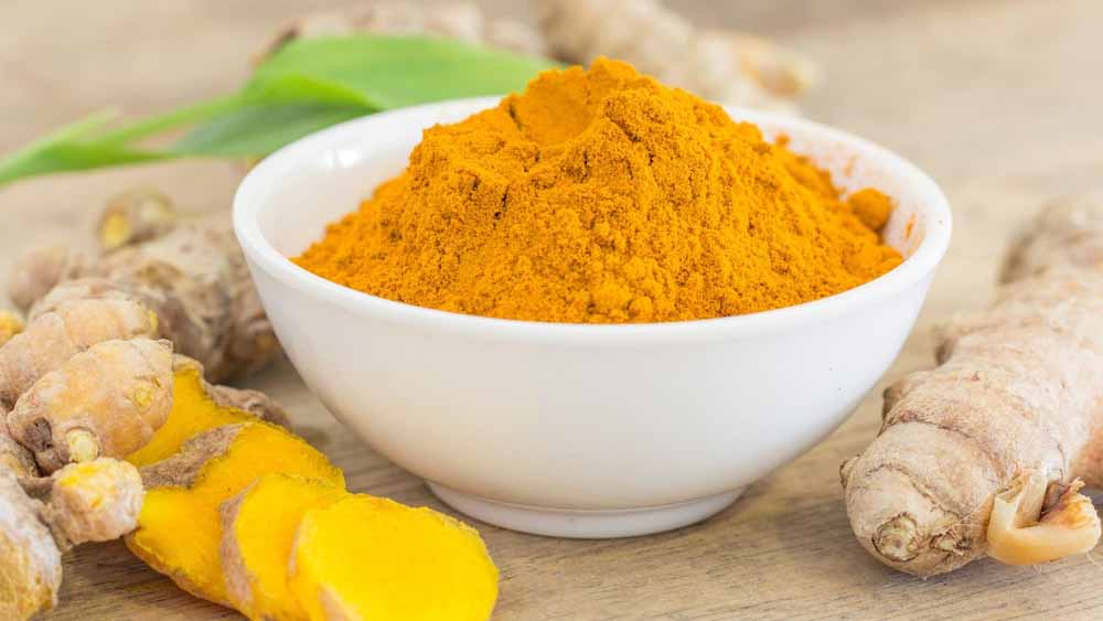 त्वचा और बालों की समस्याओं का घर बैठे इलाज: जानें 4 असरदार देसी मसालों के फायदे