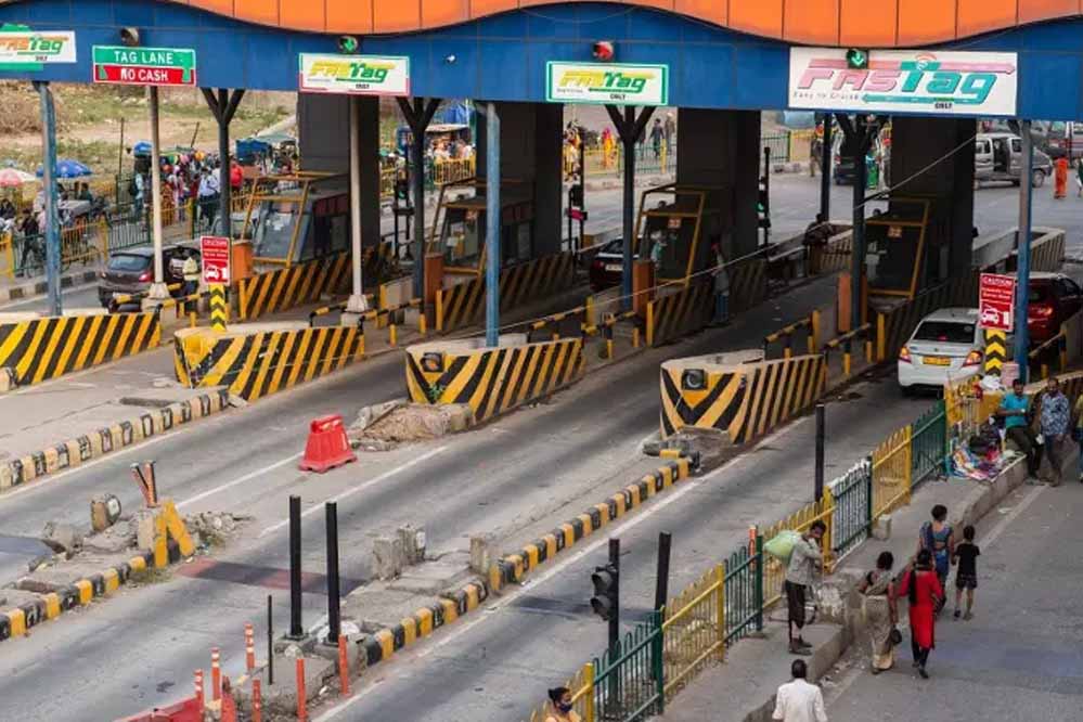 टोल पर नहीं लगेगी लंबी लाइन! NHAI ने फरीदाबाद-बदरपुर को बैरियर फ्री बनाने की तैयारी शुरू की टोल पर नहीं लगेगी लंबी लाइन! NHAI ने फरीदाबाद-बदरपुर को बैरियर फ्री बनाने की तैयारी शुरू की
