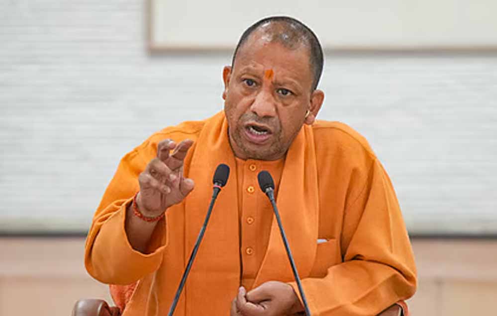 कर संग्रह बढ़ाने के साथ ईमानदार व्यापारियों को मिले सुविधा, सम्मान और त्वरित समाधान: मुख्यमंत्री