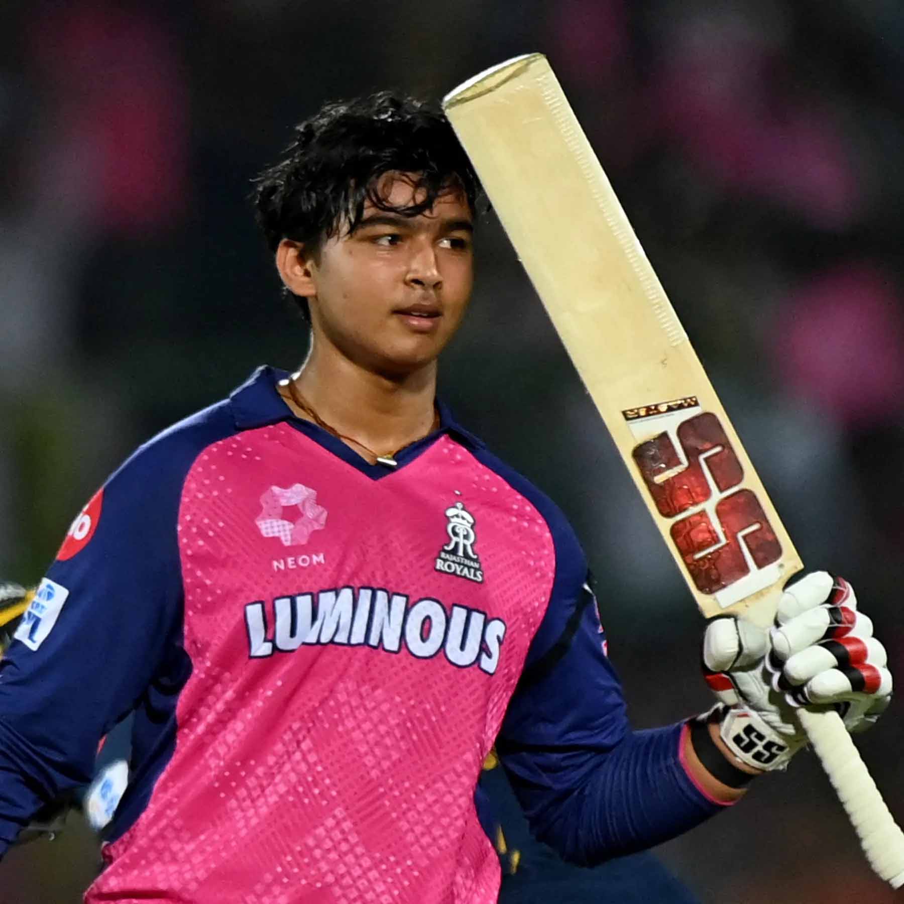 15 साल के वैभव सूर्यवंशी ने IPL में मचाया धमाल, मेहनत और त्याग से बने भारत के नए क्रिकेट सनसनी