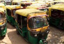 यात्रियों की जेब पर बढ़ा बोझ, तय किराये से अधिक वसूली पर डीटीओ सख्त