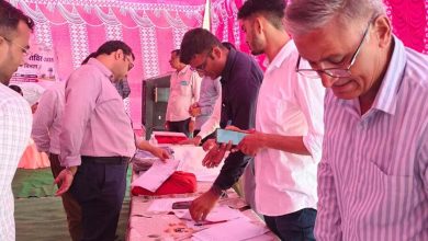 पोकरासर में ग्रामीण सेवा शिविर: प्रभारी सचिव ने योजनाओं के प्रभावी क्रियान्वयन के दिए निर्देश