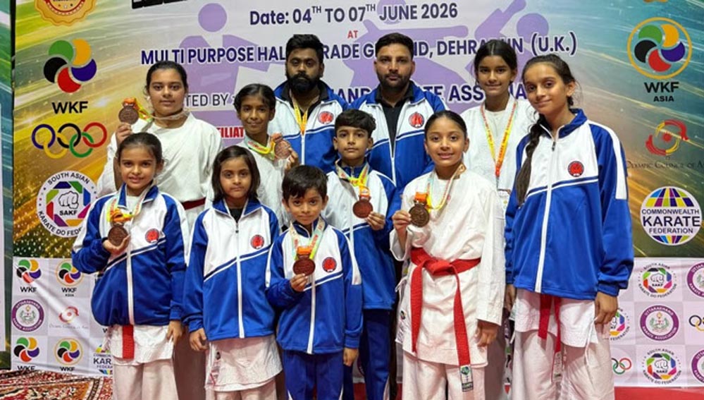 इंदौर के उभरते कराटे सितारों का कमाल, राष्ट्रीय चैंपियनशिप में गोल्ड जीतकर बढ़ाया गौरव इंदौर के उभरते कराटे सितारों का कमाल, राष्ट्रीय चैंपियनशिप में गोल्ड जीतकर बढ़ाया गौरव