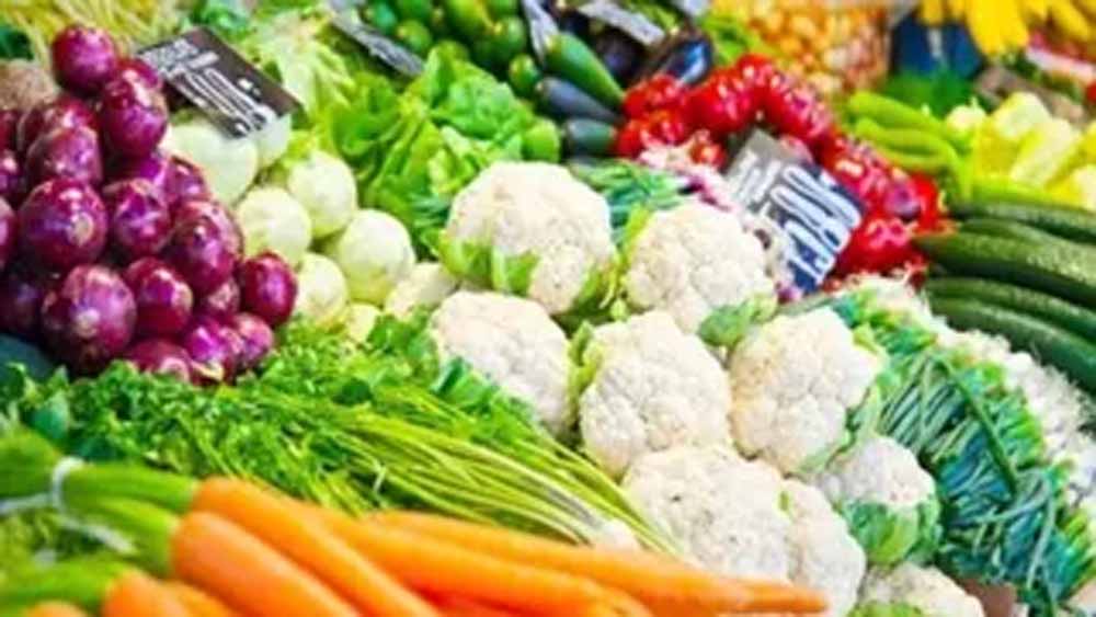 मानसून से पहले महंगाई का झटका, हरी सब्जियों के बढ़ते दामों ने बिगाड़ा रसोई का बजट