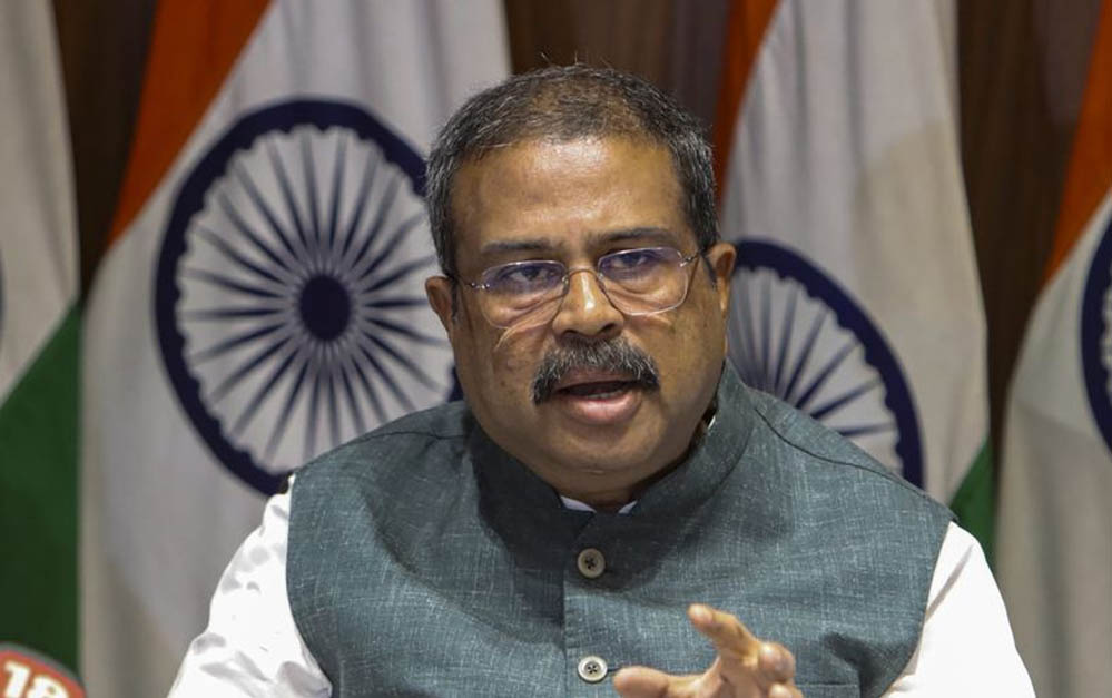 'जिन्हें पेपर बनाना था, वही लीक कराने वालों से जा मिले', NEET घोटाले पर शिक्षा मंत्री का तीखा हमला