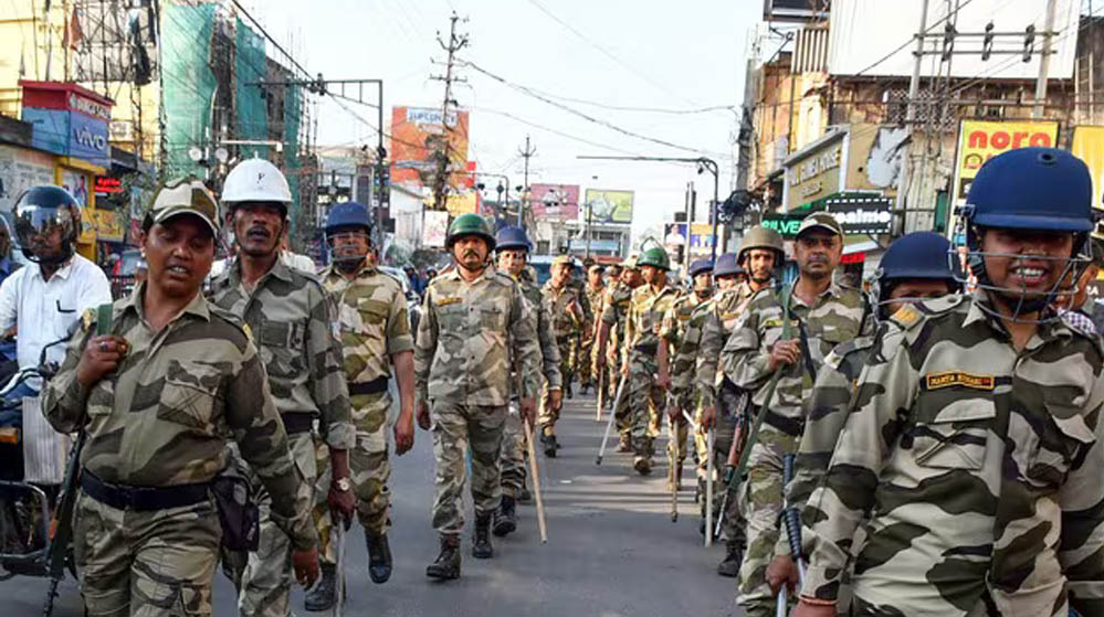 रांची में मोहर्रम को लेकर कड़े सुरक्षा इंतजाम, शहर पर ड्रोन और CCTV से रहेगी नजर रांची में मोहर्रम को लेकर कड़े सुरक्षा इंतजाम, शहर पर ड्रोन और CCTV से रहेगी नजर