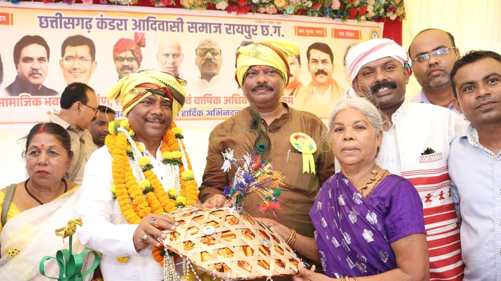 मंत्री केदार कश्यप बोले- आदिवासी समाज के सशक्त नेतृत्व और शिक्षा से बन रहा नया छत्तीसगढ़ मंत्री केदार कश्यप बोले- आदिवासी समाज के सशक्त नेतृत्व और शिक्षा से बन रहा नया छत्तीसगढ़