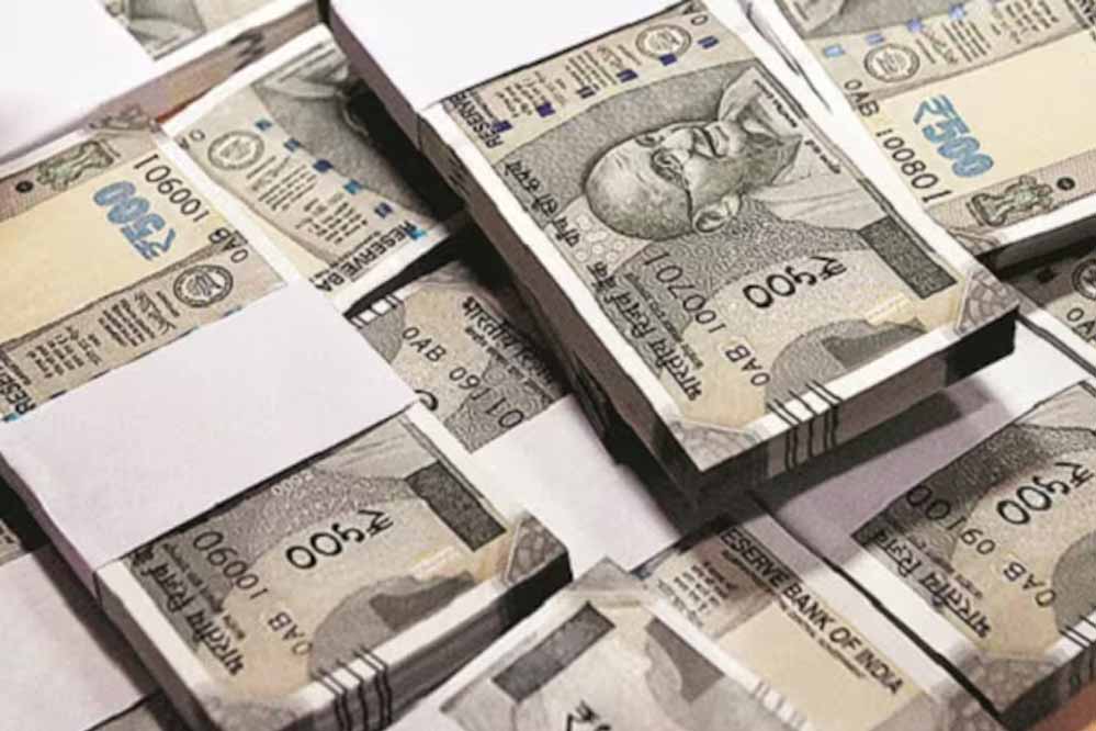 मध्य प्रदेश पर बढ़ा कर्ज का बोझ! सरकार ने फिर लिया 2800 करोड़ का कर्ज, कुल कर्ज 5 लाख करोड़ से ज्यादा