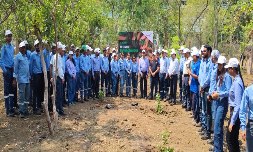 पेड़ लगाकर मनाया पर्यावरण दिवस, जिंदल स्टील मशीनरी डिवीजन रायपुर ने दिखाई हरियाली के प्रति प्रतिबद्धता पेड़ लगाकर मनाया पर्यावरण दिवस, जिंदल स्टील मशीनरी डिवीजन रायपुर ने दिखाई हरियाली के प्रति प्रतिबद्धता