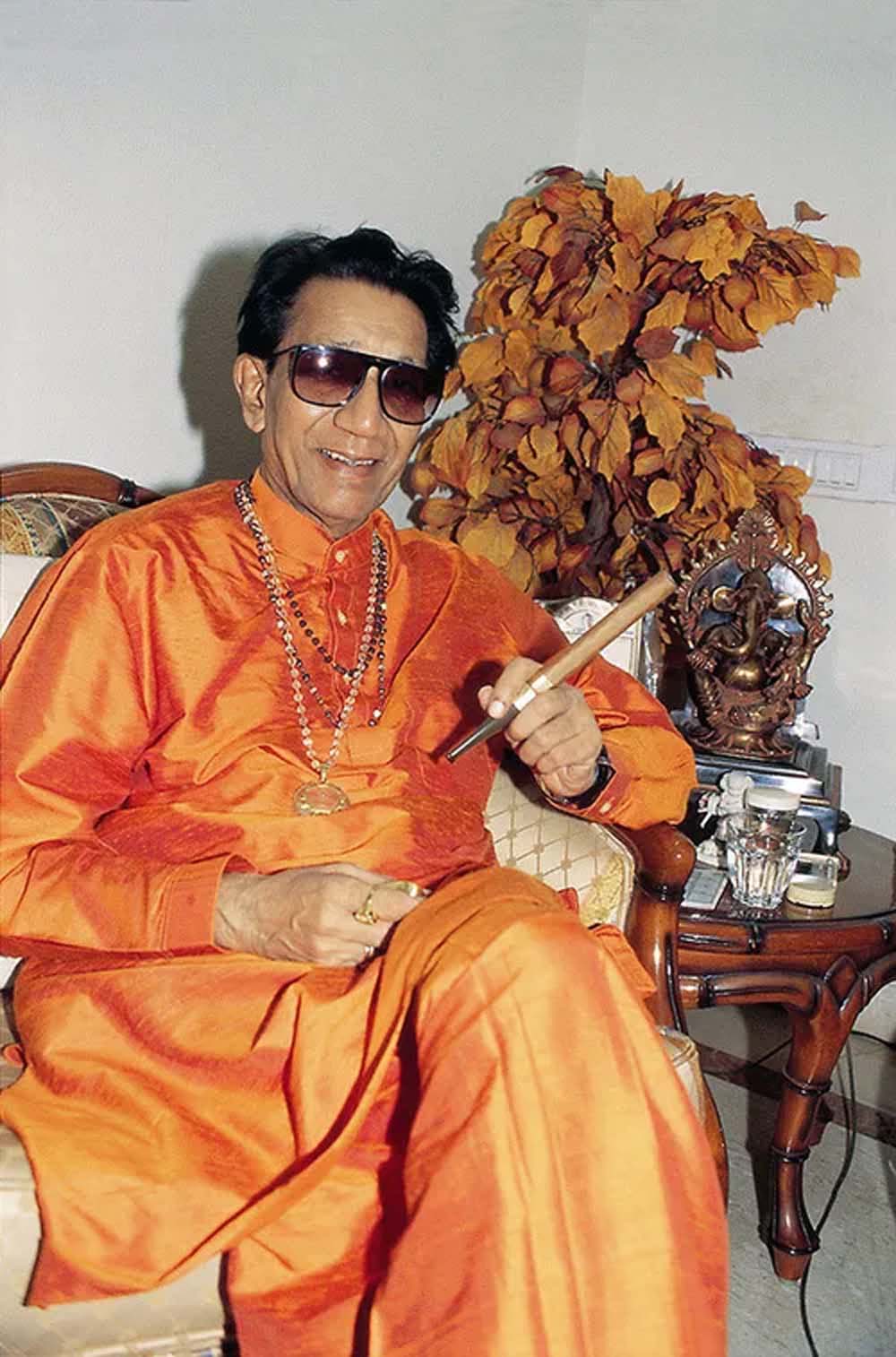 शरद पवार से उद्धव ठाकरे तक: गठबंधन और बगावत की कहानी शरद पवार से उद्धव ठाकरे तक: गठबंधन और बगावत की कहानी
