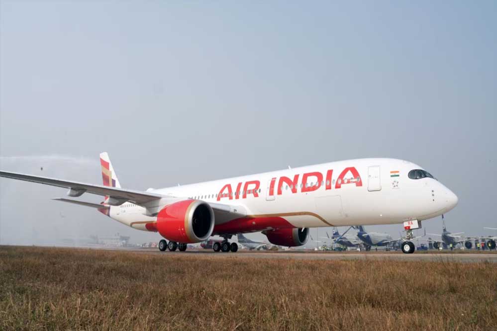 एयर इंडिया मामले में बड़ा एक्शन, समय पर सूचना नहीं देने पर अमृतसर ATC और क्रू हटाए गए