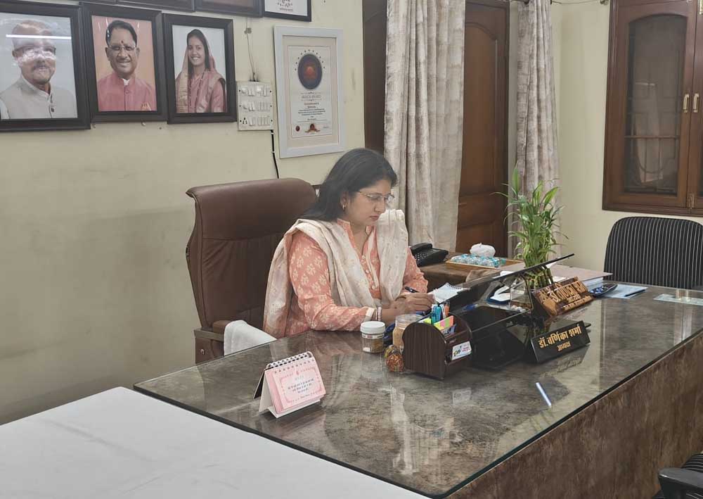 डॉ. वर्णिका शर्मा की चेतावनी: खुले गड्ढों से बच्चों को बचाने के लिए नगरीय प्रशासन तत्काल करे व्यवस्था