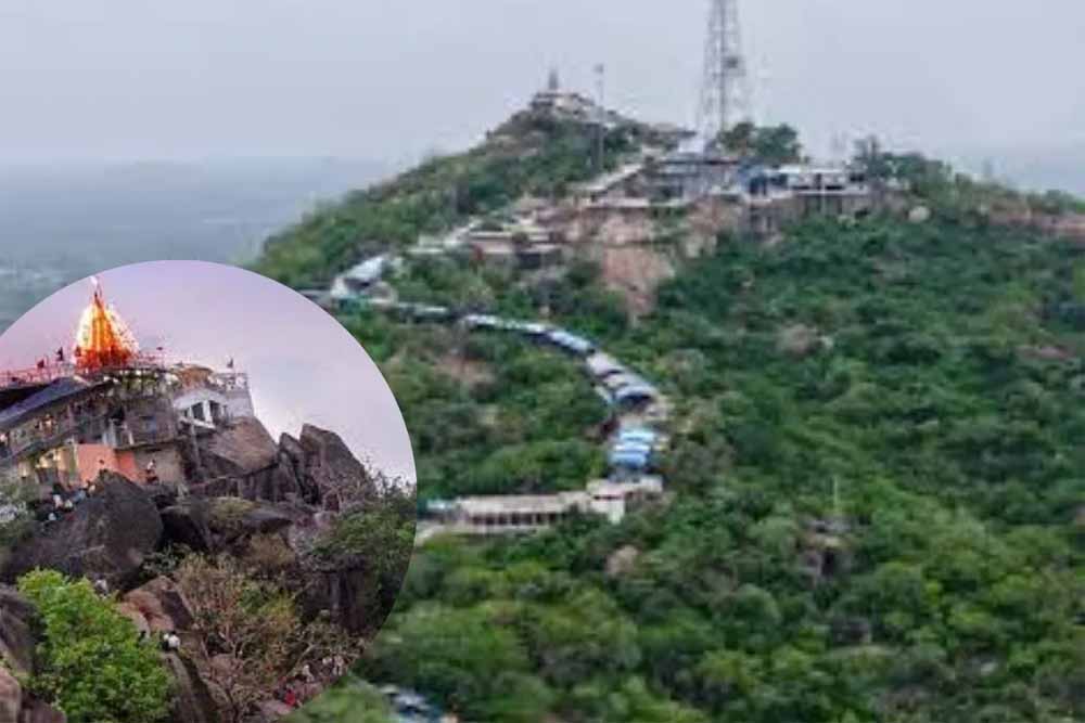 डोंगरगढ़ परिक्रमा पथ के लिए जमीन अधिग्रहण विवाद पर हाईकोर्ट सख्त, कलेक्टर को सुनवाई करने के निर्देश डोंगरगढ़ परिक्रमा पथ के लिए जमीन अधिग्रहण विवाद पर हाईकोर्ट सख्त, कलेक्टर को सुनवाई करने के निर्देश