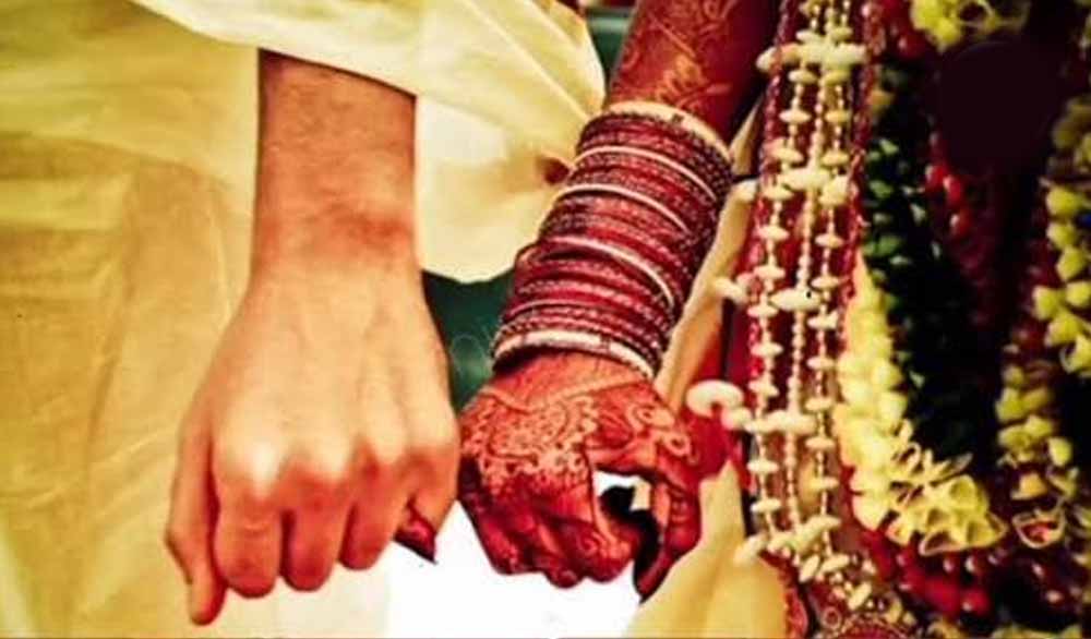 नोएडा में मिली 'लापता' बेटी, पिता के दावे की खुली पोल; सामने आया बाल विवाह का मामला